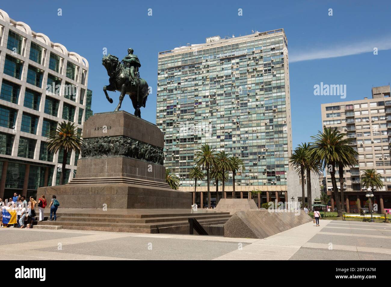 Statue of Jose Artigas above his mausoleum, Plaza Independencia, Montevideo (Ciudad Viejo), Uruguay, South America Stock Photo