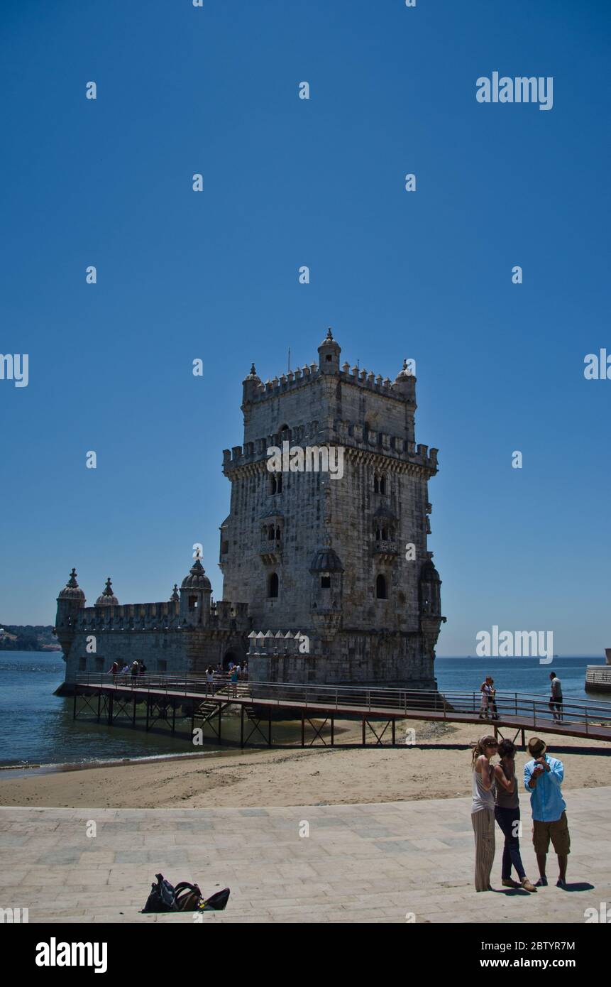 Castillo de belem hi-res stock photography and images - Alamy