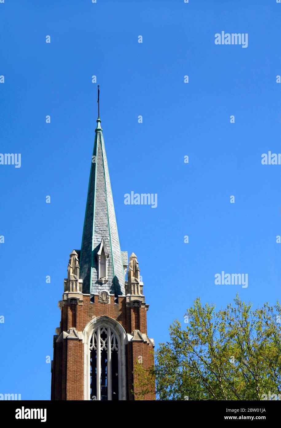Tall spire and tower of First Lutheran Church in Sioux Falls, South