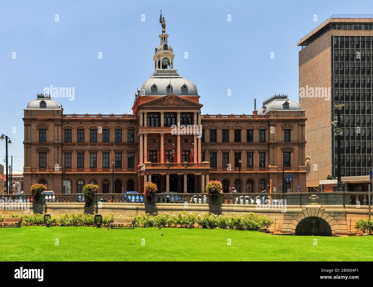 Parliament buildings in pretoria hires stock photography and images