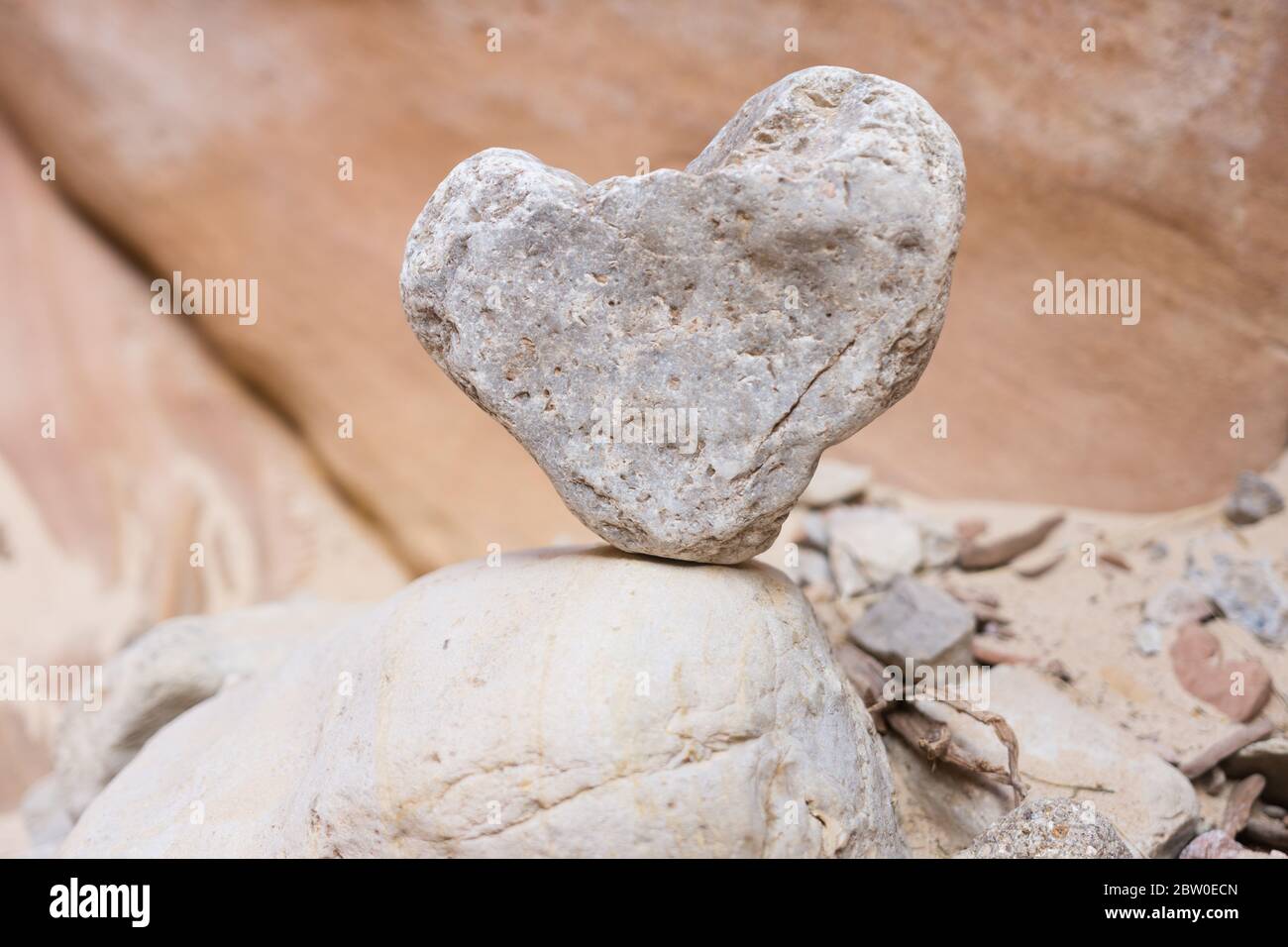 Balance Rocks Heart Rugged Rock balancing along rugged hiking trail Stock Photo - Alamy