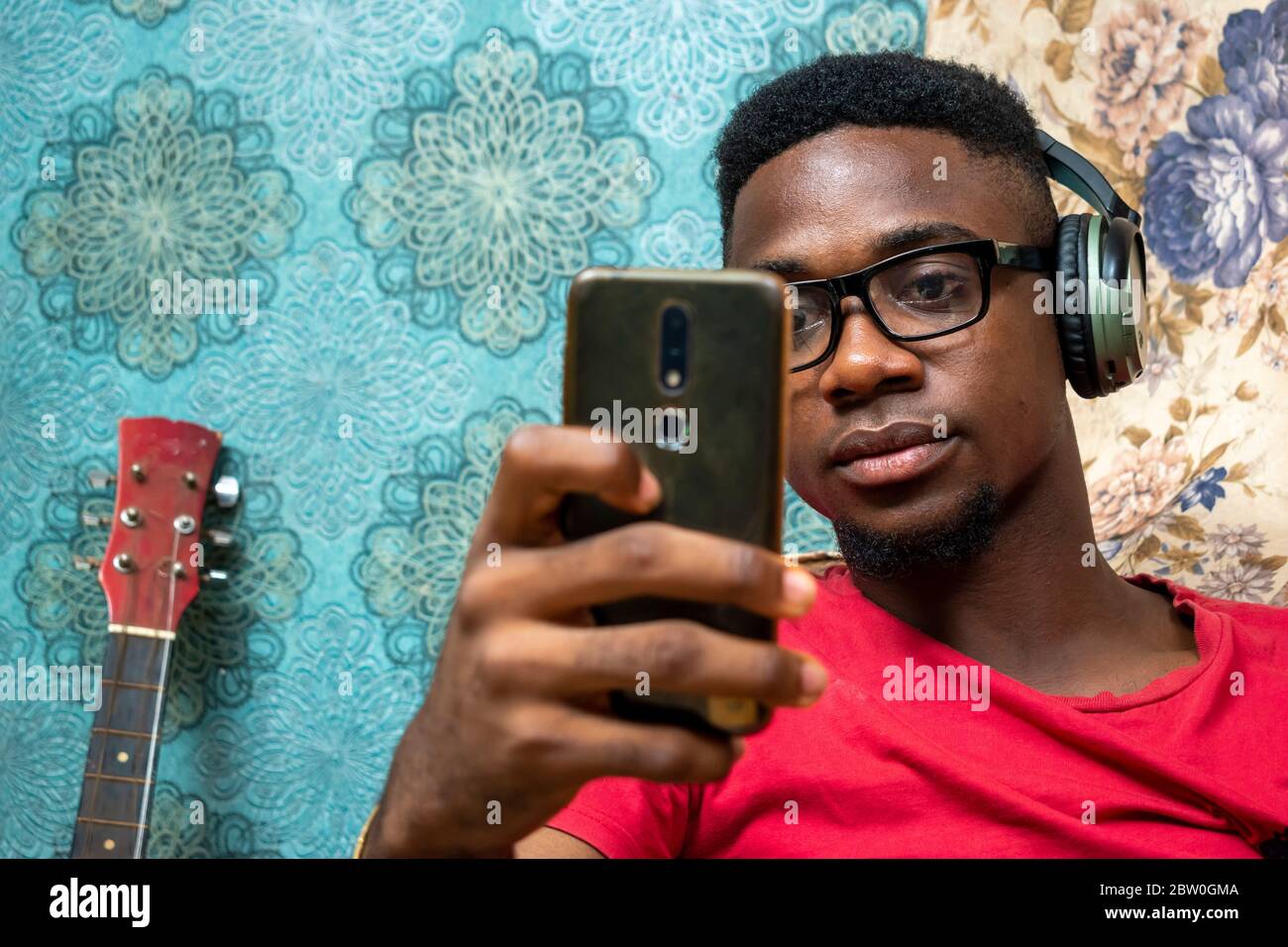 Nigerian youth hi-res stock photography and images - Page 24 - Alamy