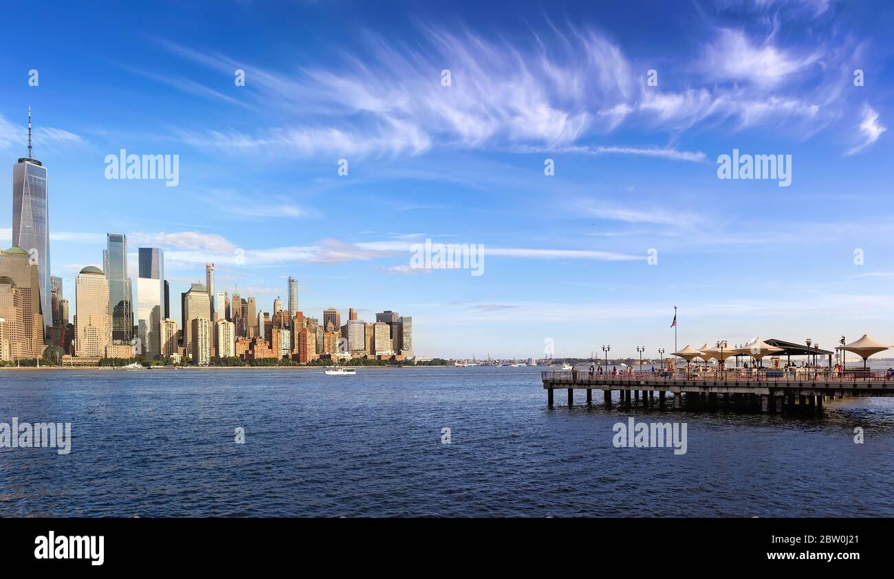 Sunny day in New York City Stock Photo - Alamy