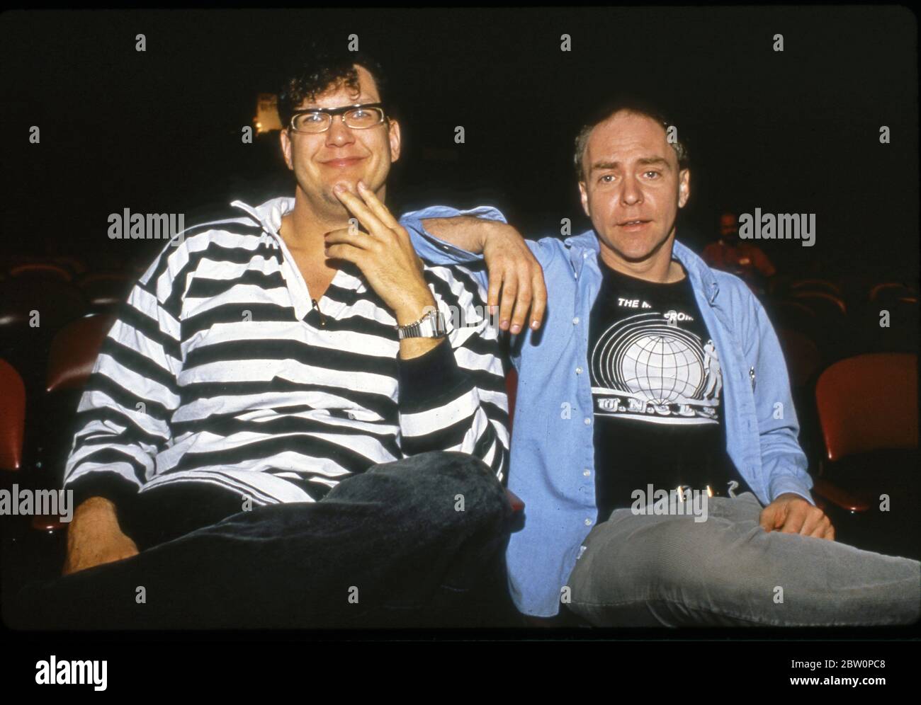 Penn and teller magician hi-res stock photography and images - Alamy