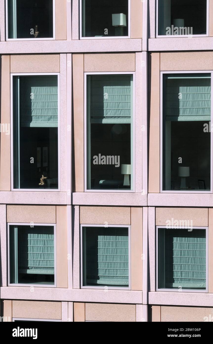 Several windows hi-res stock photography and images - Alamy