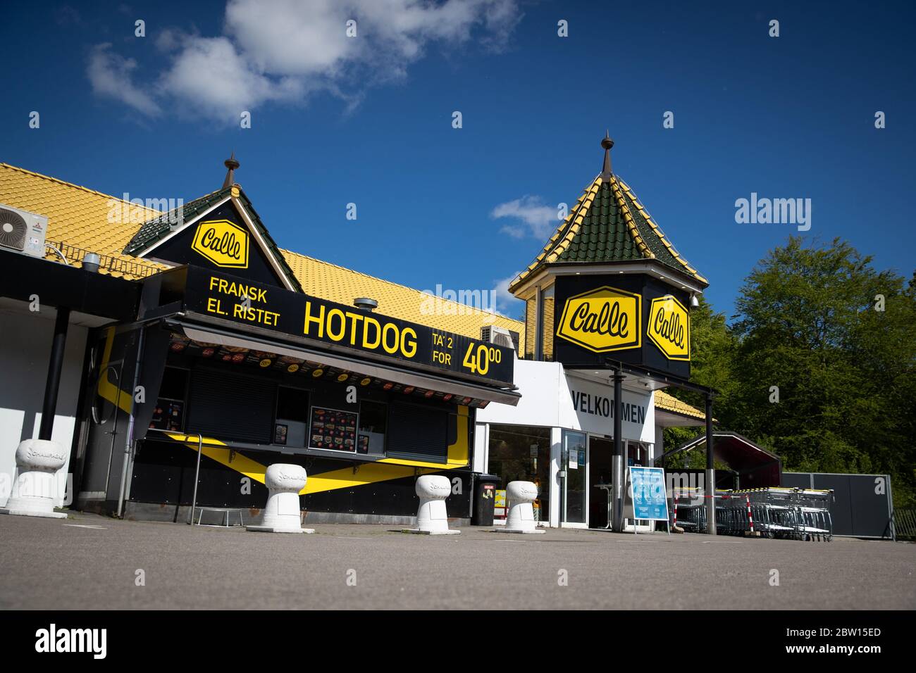 Harrislee, Germany. 19th May, 2020. View to the main entrance of a