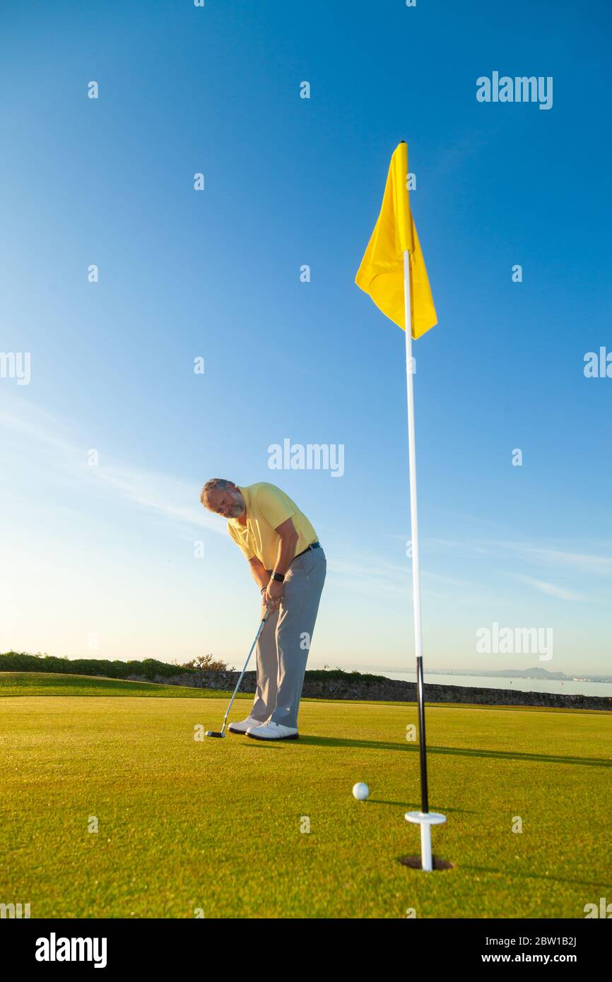 Aberdour, Fife, UK. 29th May, 2020. Andrew Hubble from Dalgety Bay putting at the first hole on the first day of restrictions being lifted in Scotland Credit: Richard Newton/Alamy Live News Stock Photo