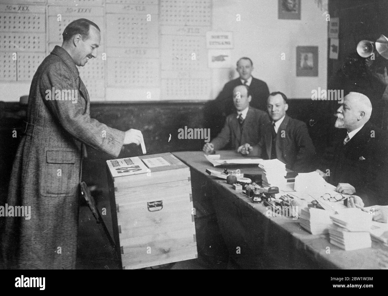 Belgian defeat Black and White Stock Photos & Images - Alamy