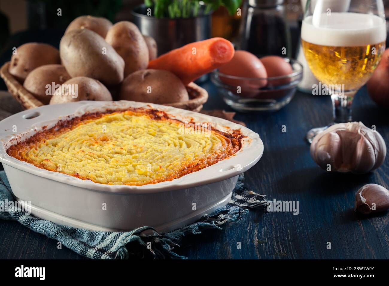 Minced meat pie hi-res stock photography and images - Alamy