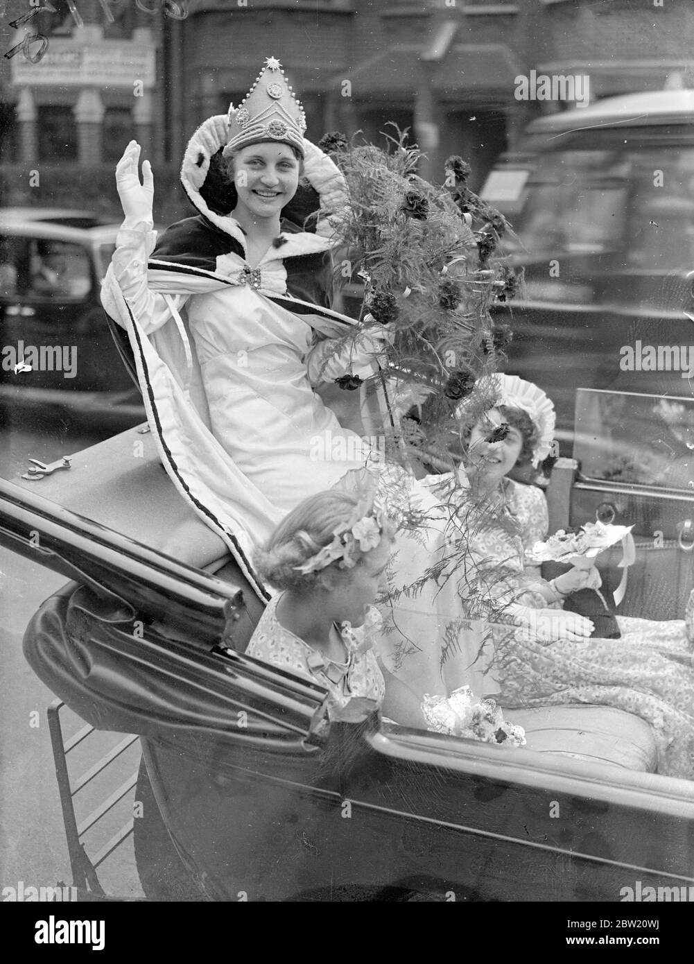 This Doris Luxon, Carnival Queen of Willesden, who celebrates her 17