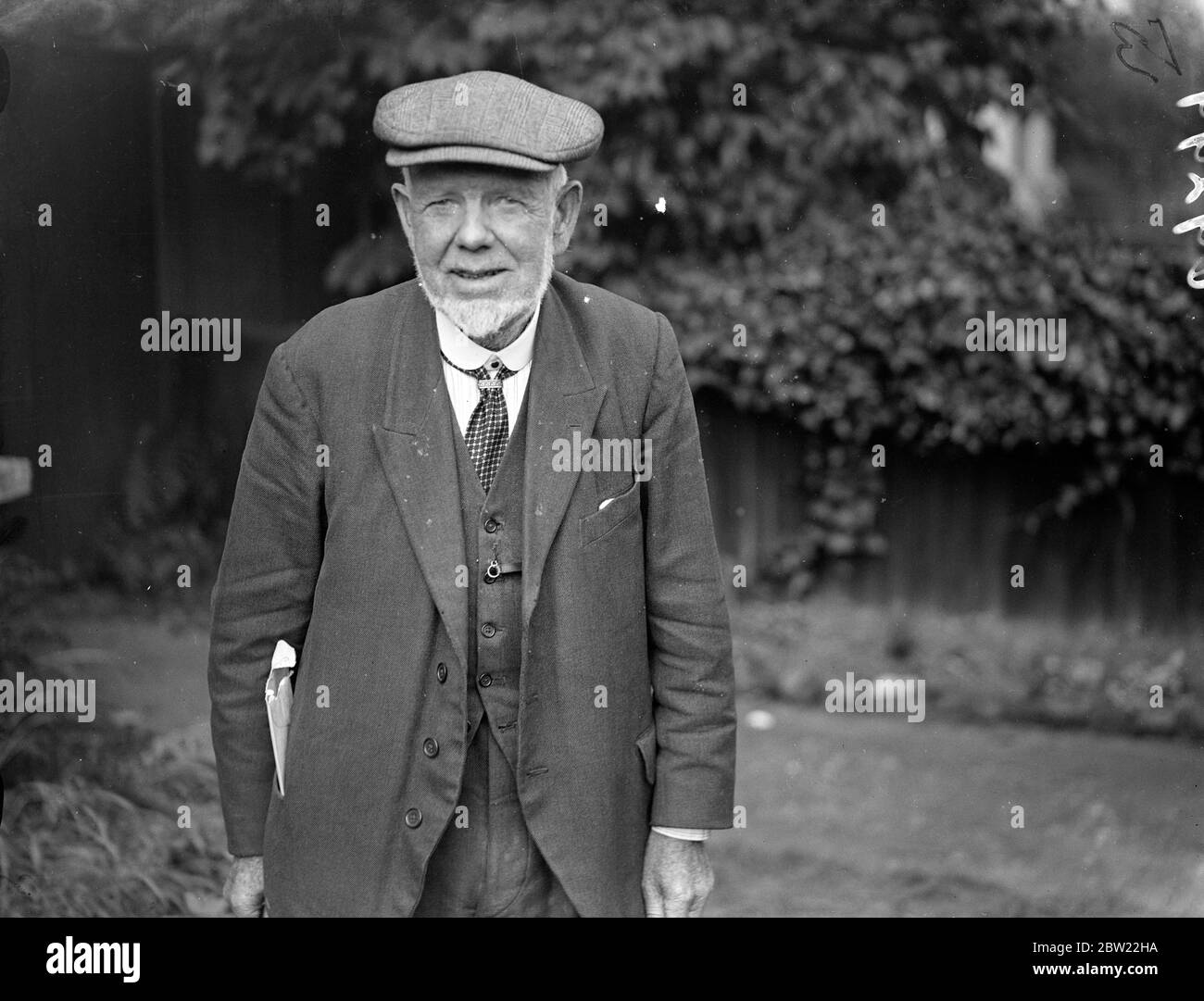 Mr. A.J Franklin who will be the first Mayor of the Newborough leaving his Bexley home with a bouquet of flowers grown in his garden. The 77-year-old market gardener who was born in the parish church bells will be the first Mayor when the town becomes a bar at the end of this month. 15 September 1937. Stock Photo