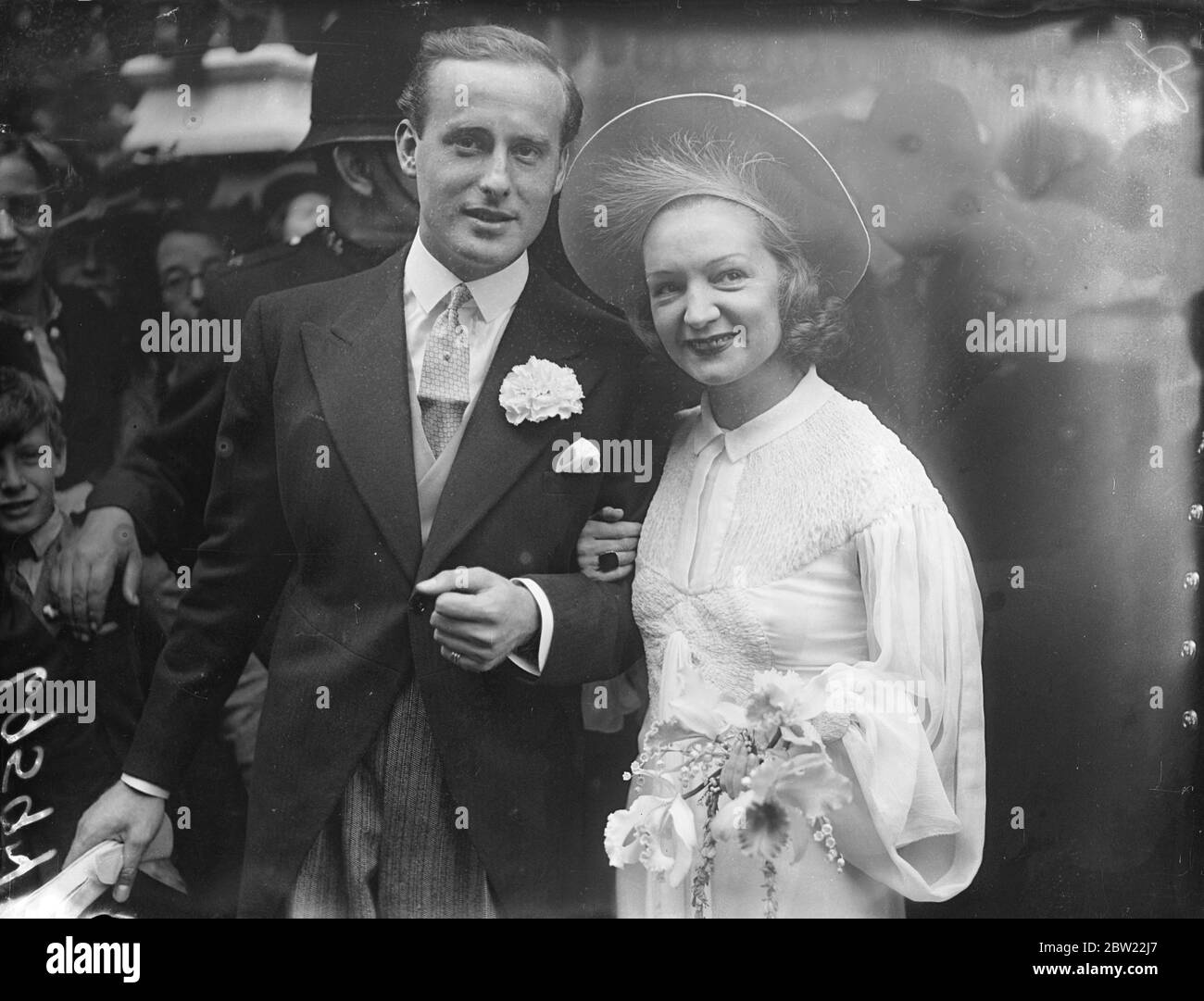 Miss Florence Desmond, the actress was married at St James Church, Spanish Place to Mr Charles, Hughesdon, insurance broker and airmen. The bride was given away by Mr Clive Brooke, the film actor. 23 September 1937 Stock Photo