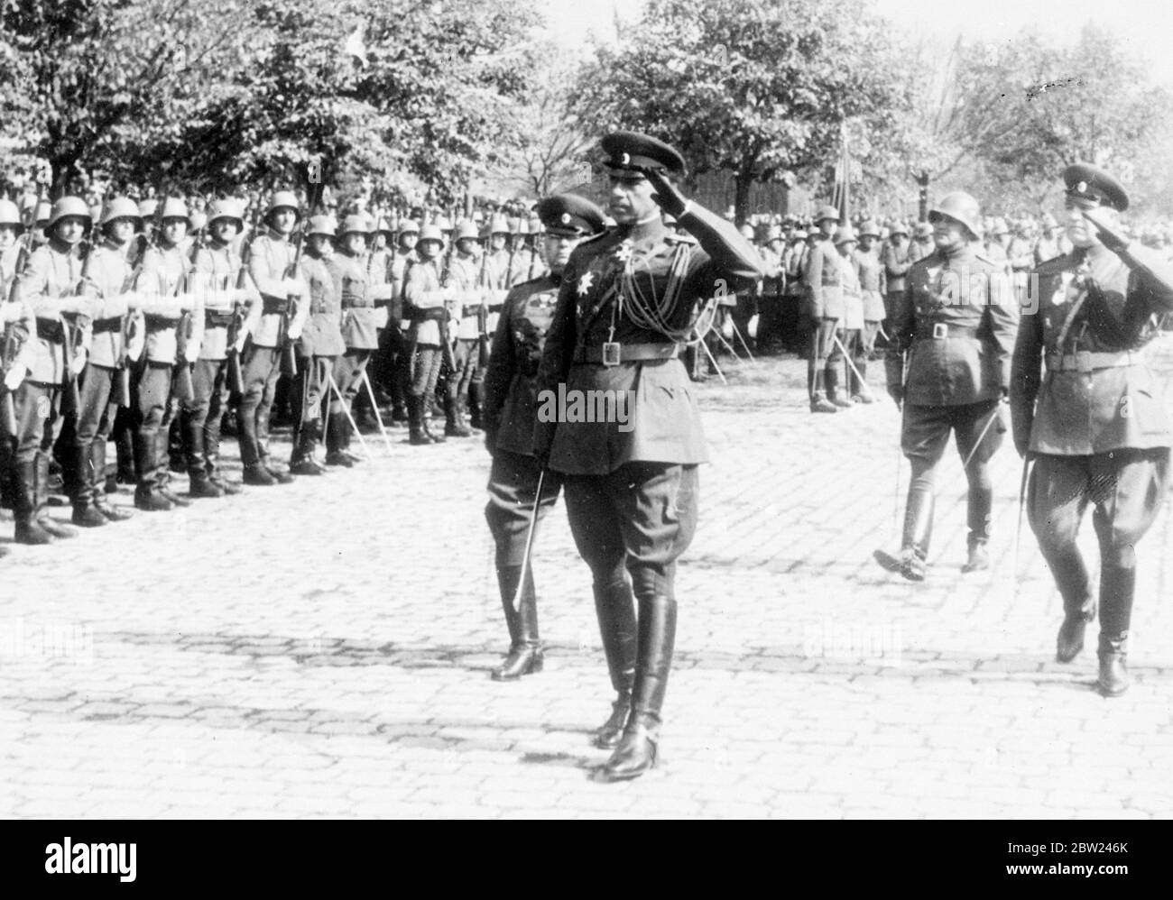 Bulgarian Army Black and White Stock Photos & Images - Alamy