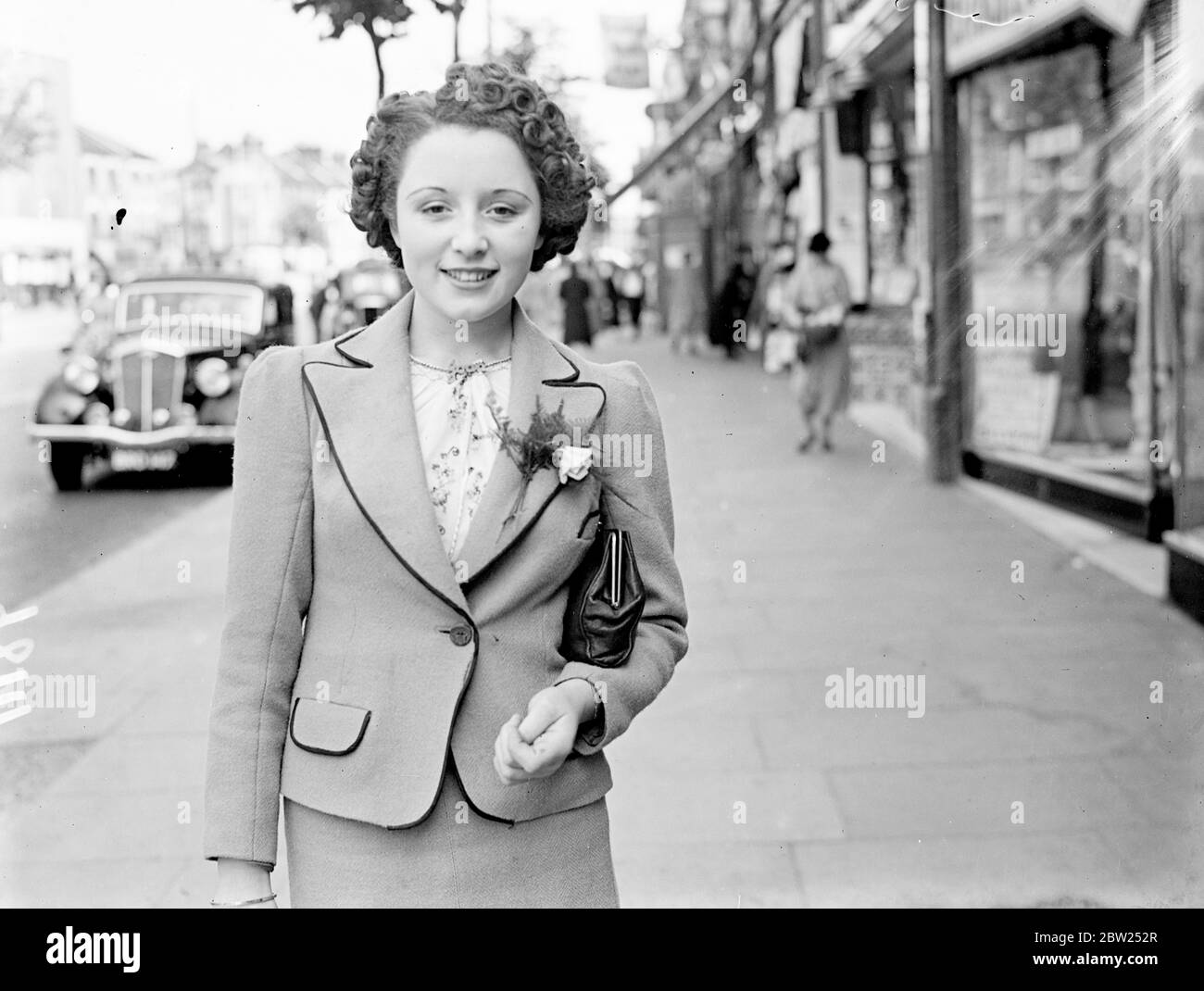 Usherette of 17 chosen Finchley's Beauty Queen. After entering for a beauty contest without telling her father, Miss Joan Edwards of Hendon, a 17 year old cinema usherette, has been elected Beauty Queen of Finchley. Photo shows, Miss Joan Edwards after her election. 30 July 1938 Stock Photo