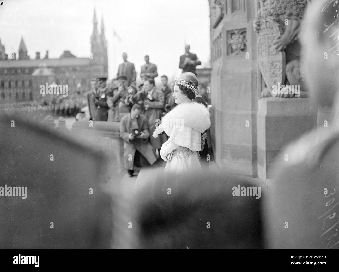 The King and Queen tour of Canada. Photo shows the Queen living Parliament House, Ottawa. 30 May 1939 Stock Photo