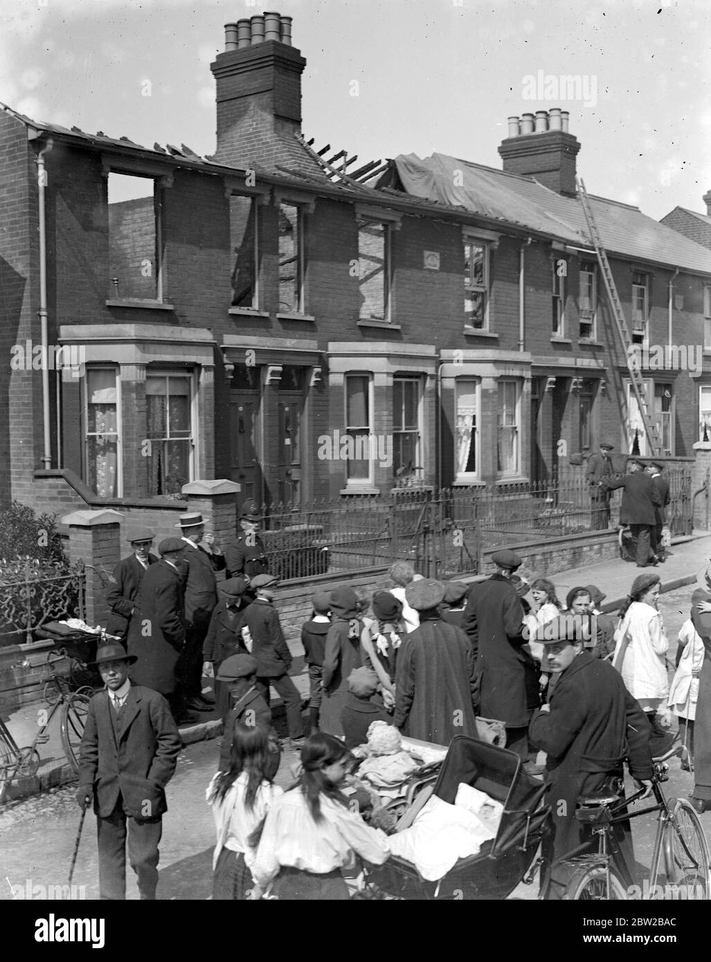 Ramsgate Air Raid. Damaged houses in Brookshall Road. 1914-1918 Stock Photo