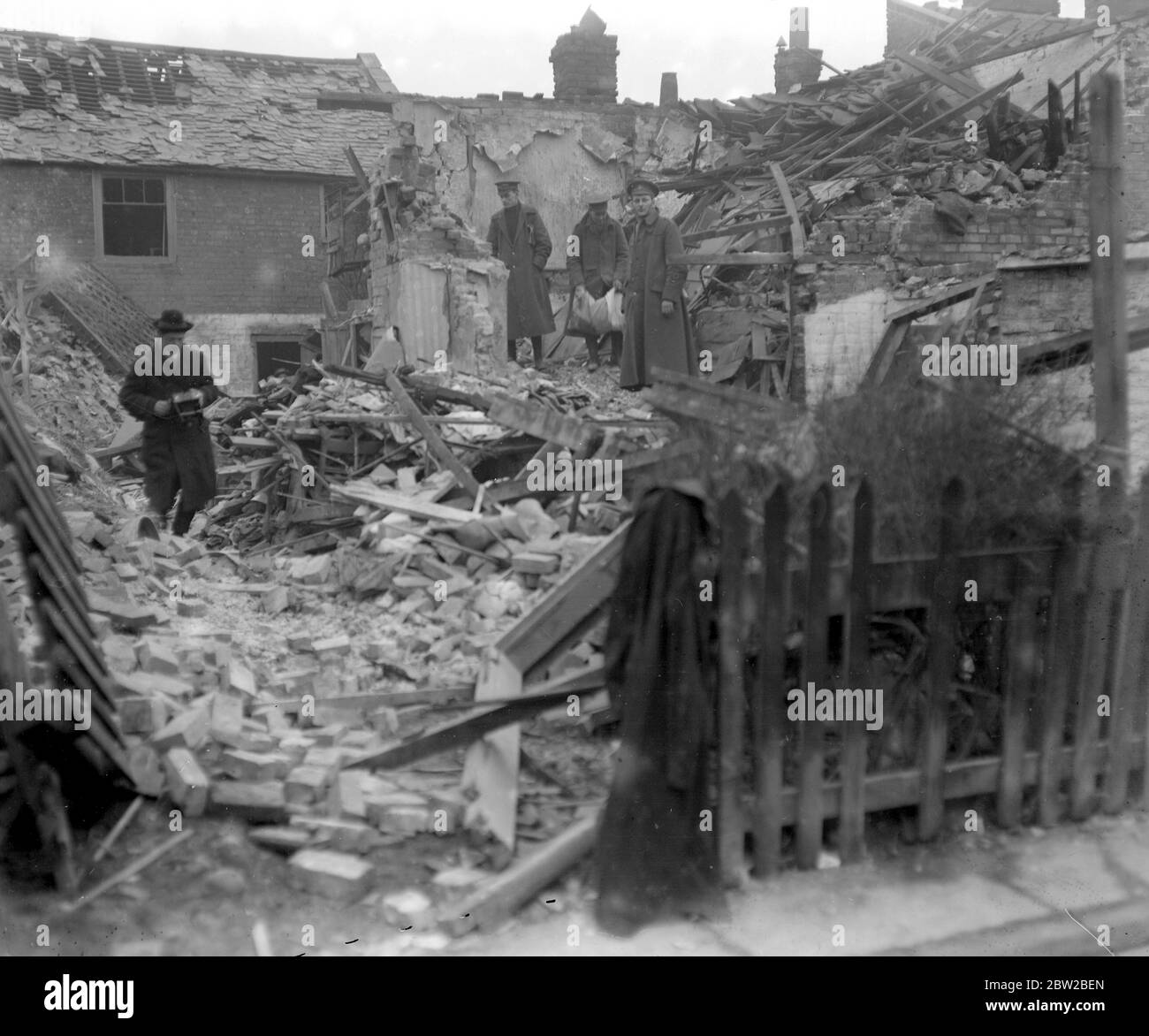 Kings Lynn Air Raid. Ruins in Albert Road. 19141918 Stock Photo Alamy