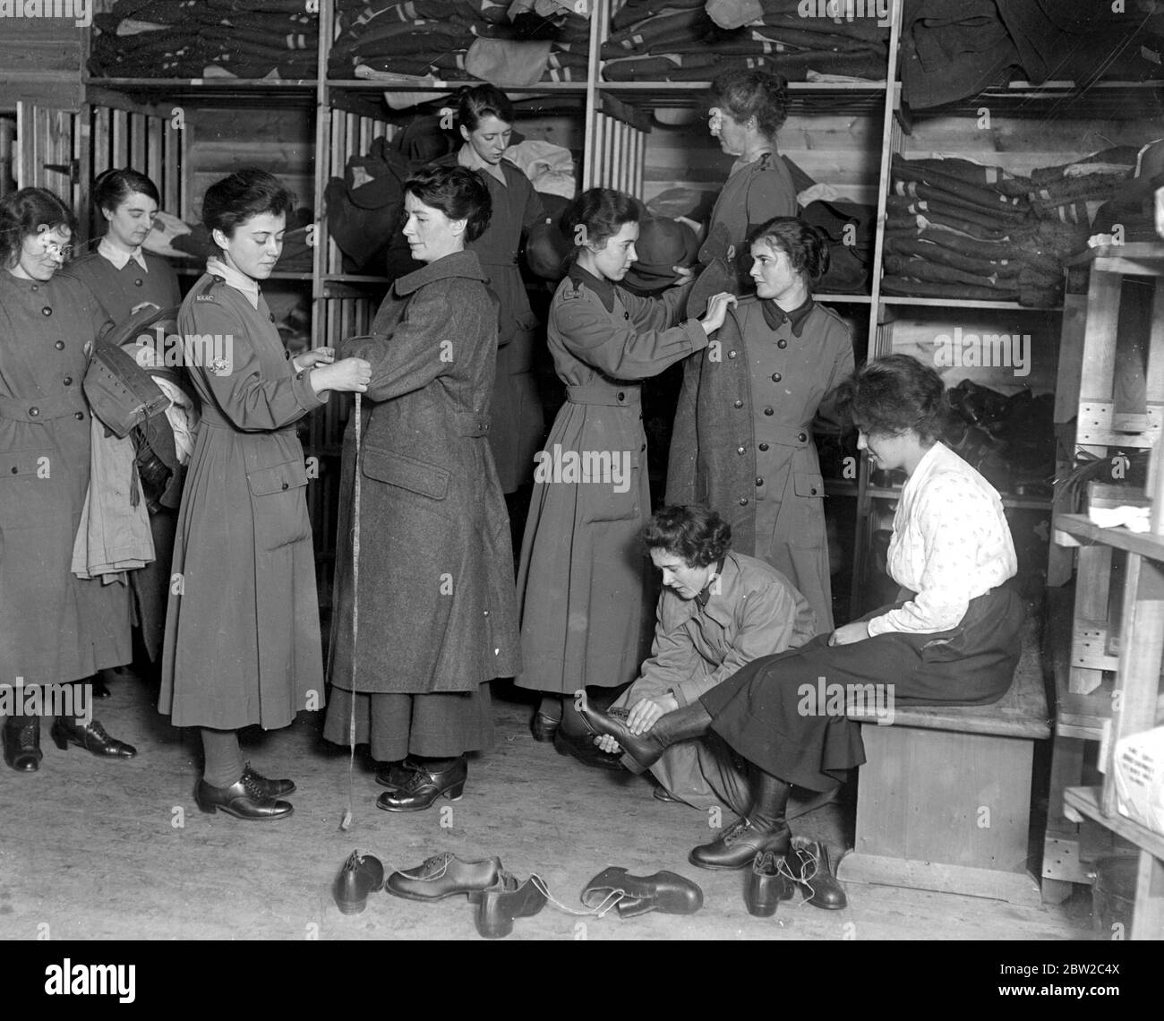 Womenâ€™s Army Auxiliary Corps at Connaught Club. 29 November 1917 Stock Photo