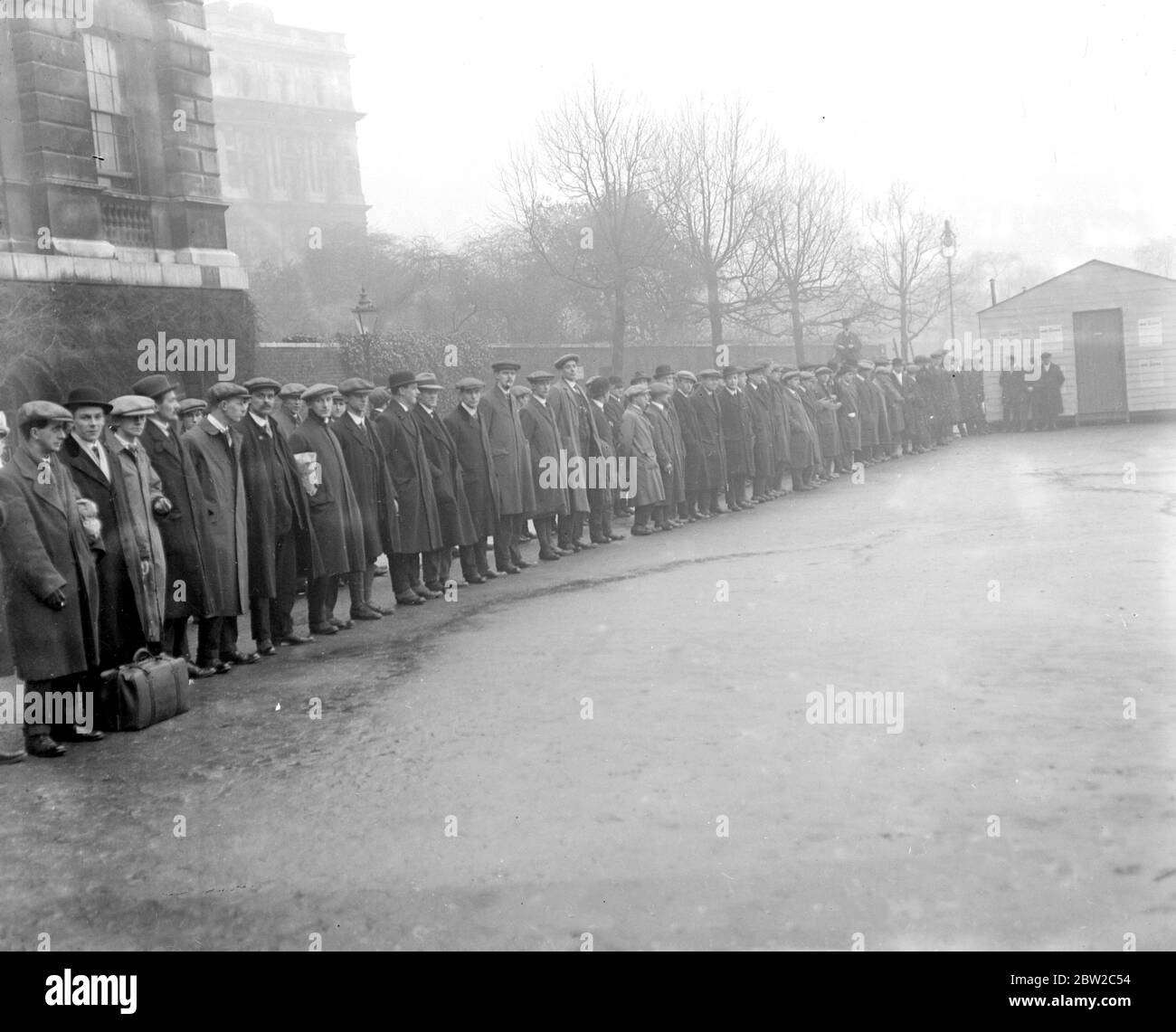 Derby recruits at Whitehall. 1914 - 1918 Stock Photo
