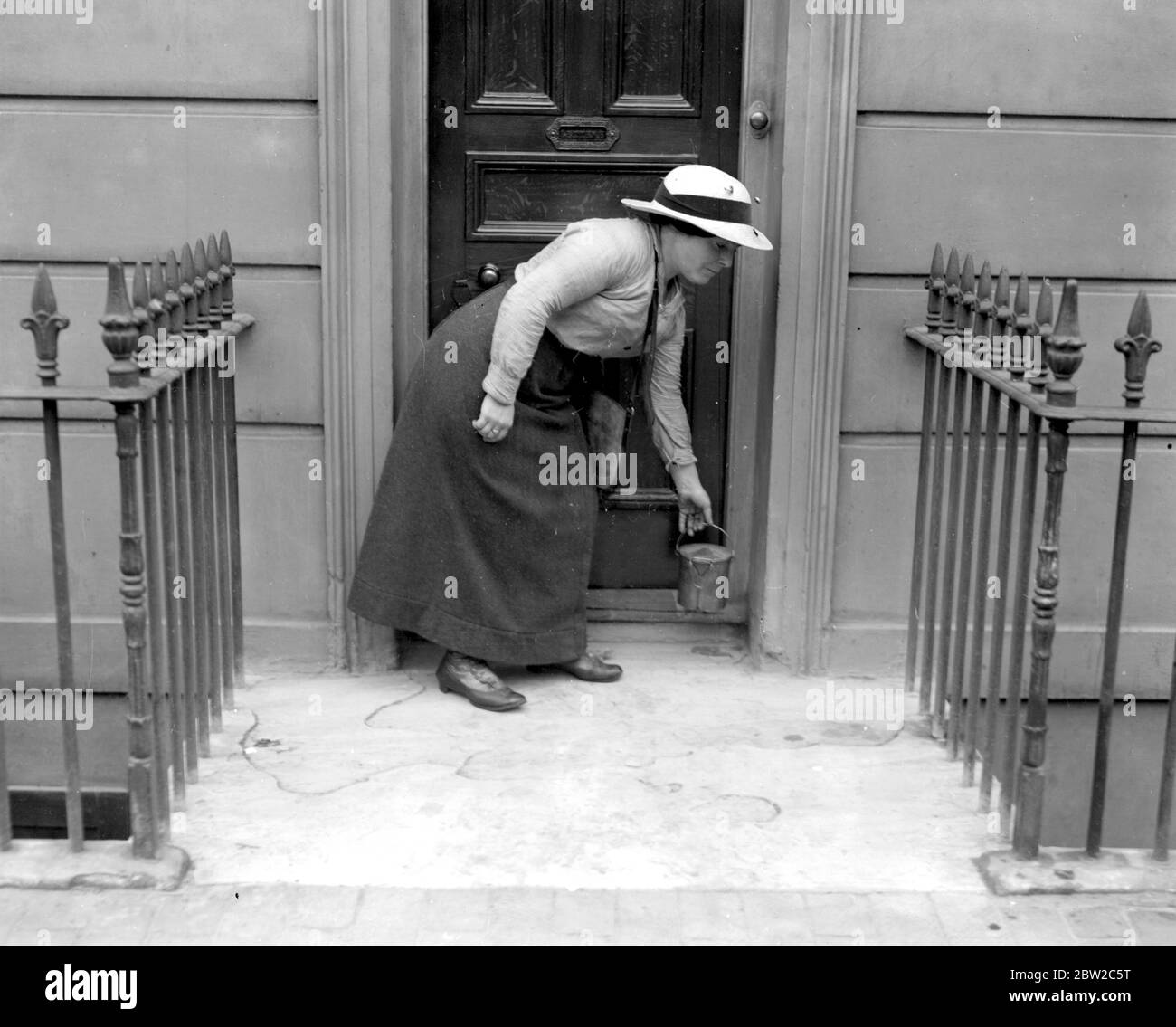 Women war workers at Brighton, East Sussex. 1914-1918 Stock Photo