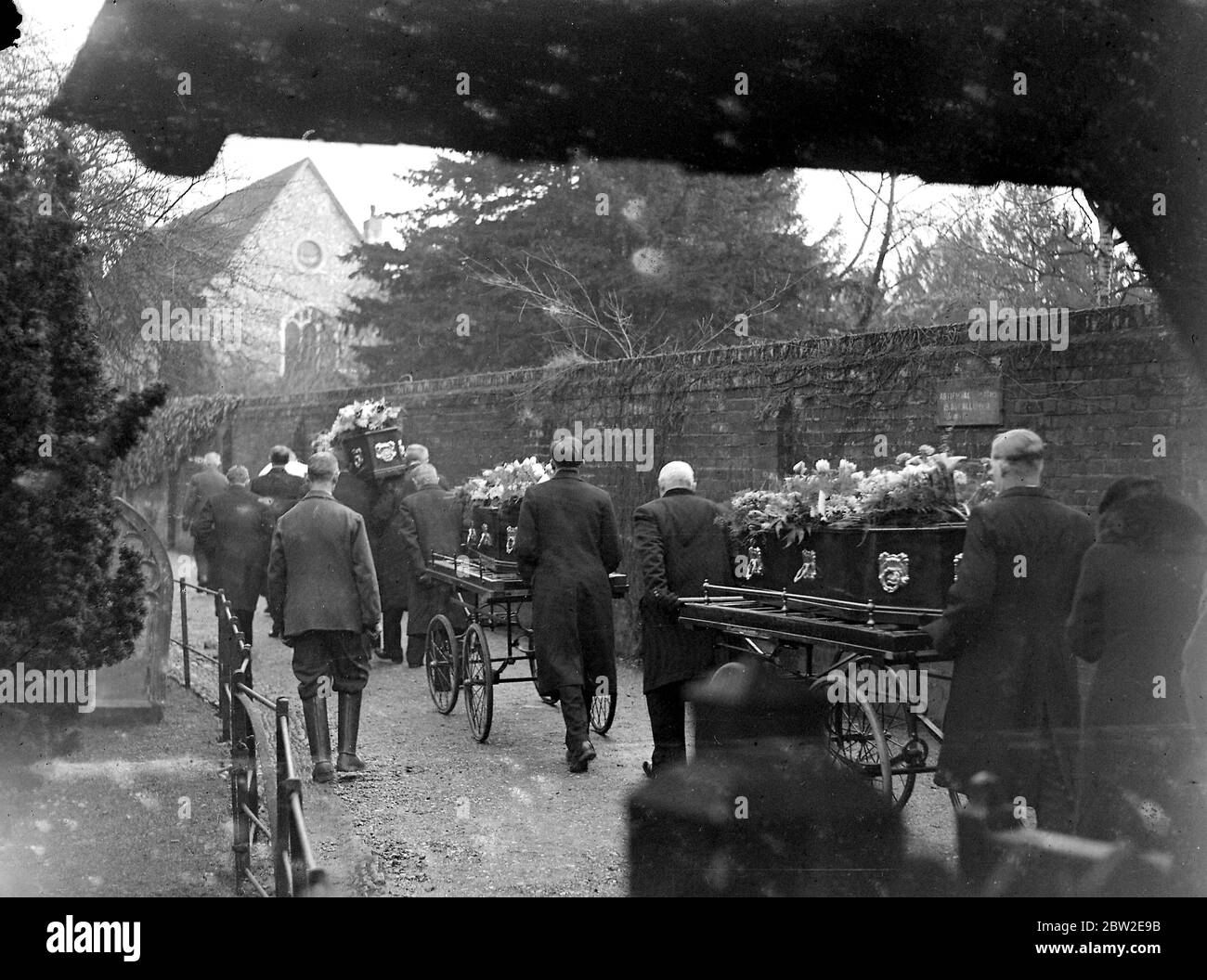 Funeral procession at St Mary Cray. 1934 Stock Photo
