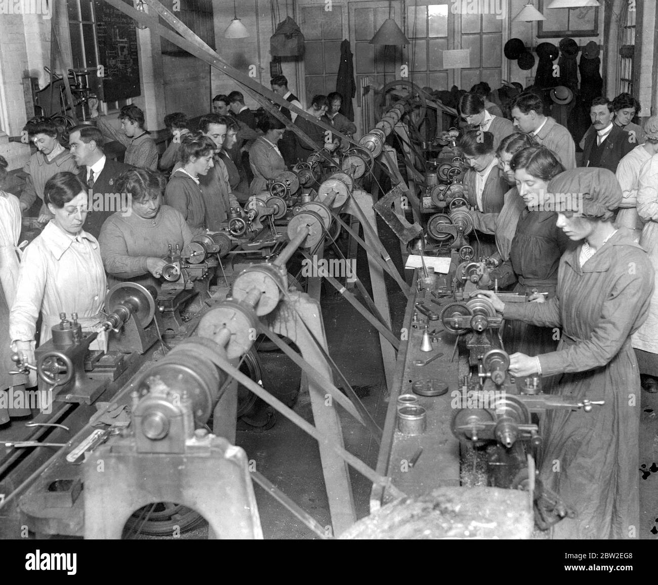 Girl being trained for munitions factories at the L.C.C. Technical Institute, Shoreditch. 1914-1918 Stock Photo