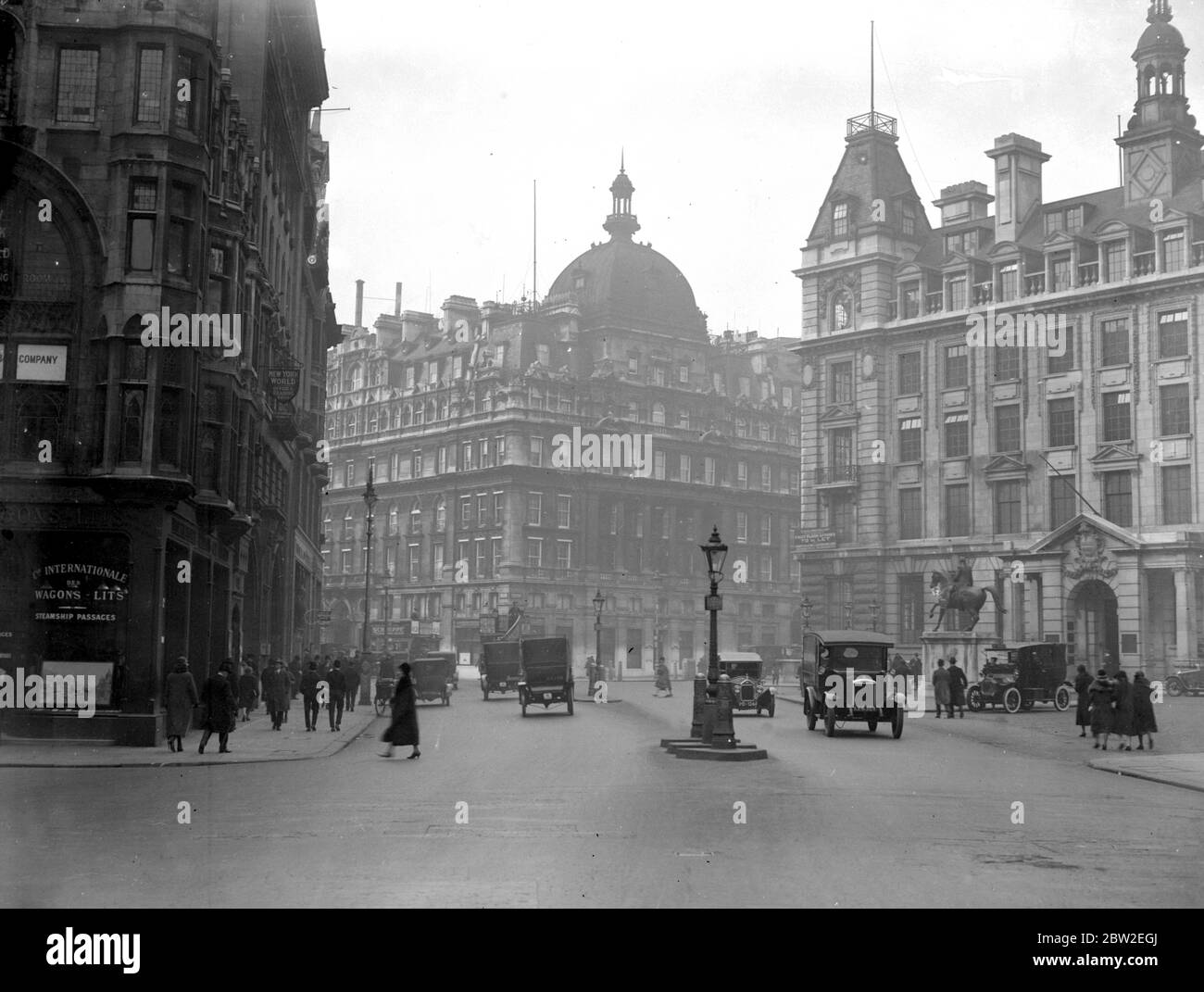 London - Junction of Cockspur Street, Haymarket and Pall Mall Stock ...