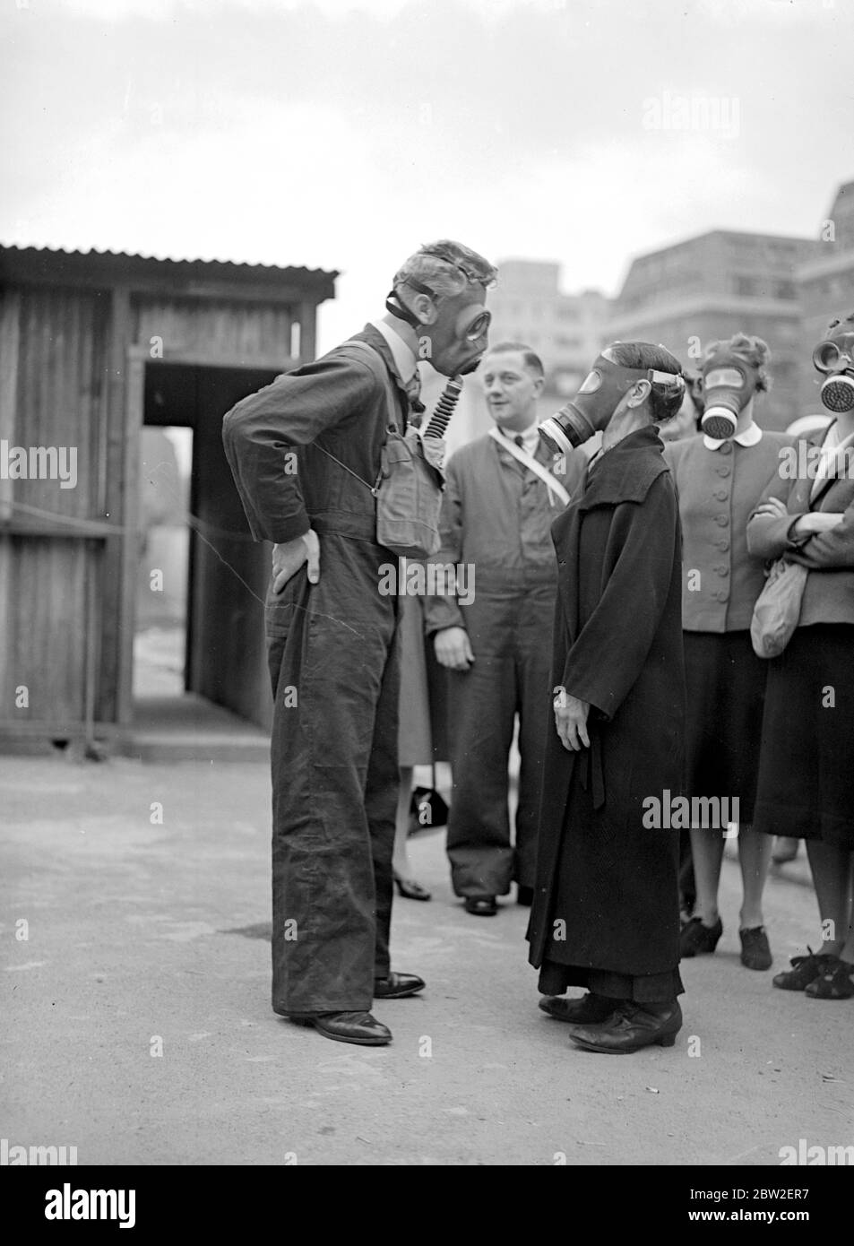 War Crisis, 1940. Air Raid precautions The scene at Chelsea Town Hall where the public invited to use the Gas Chamber to test their respirators. 15 July 1940 Stock Photo