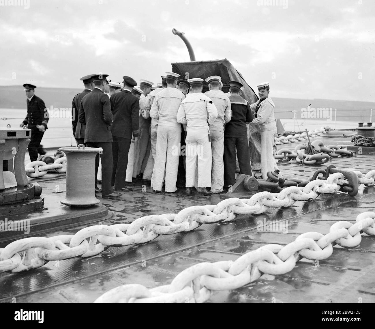 Ships crew Black and White Stock Photos & Images - Alamy