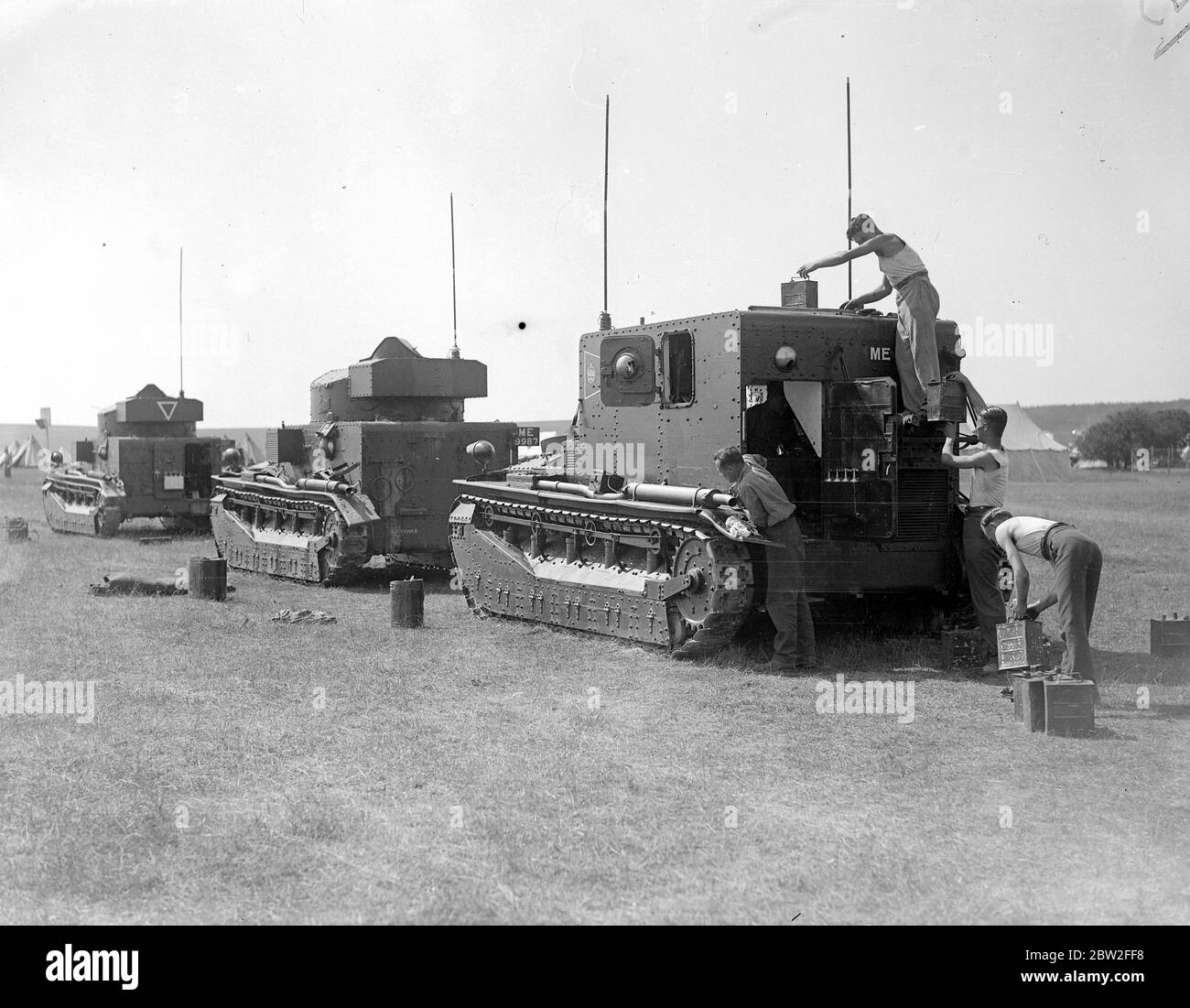 1st Tank Brigade, Salisbury Plain, Services. 20 August 1935 Stock Photo