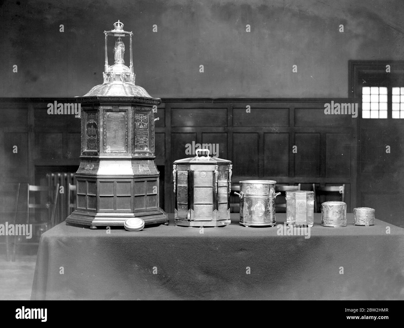 The famous Westminster Tobacco box , taken for Mr Langford Read . 9 September 1924. Stock Photo
