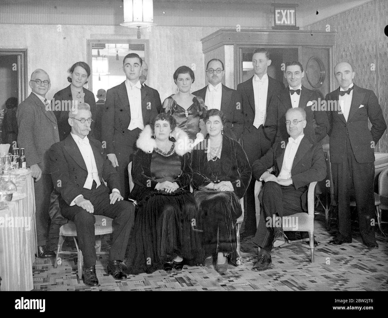 Opening personnel at the Commodore Cinema. 1933 Stock Photo