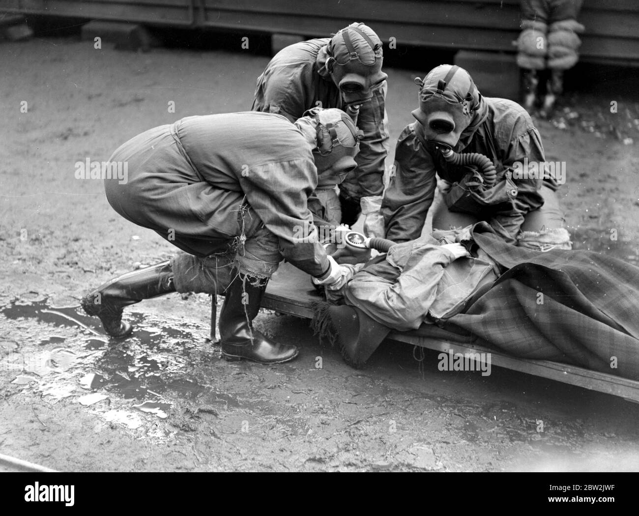 Gas Attack by Air. The famous Chislehurst Caves formed the scene of action for a trial by the Kent Voluntary Aid Detachment. British Red Cross of up to-date precautions in the event of gas attack from the air. 9 April 1935 Stock Photo