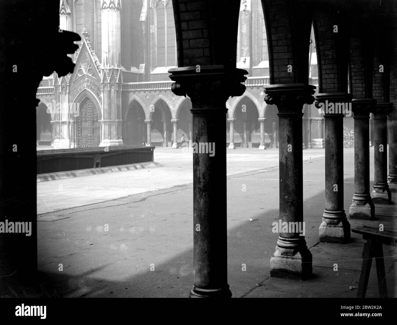 White elephant hires stock photography and images Alamy