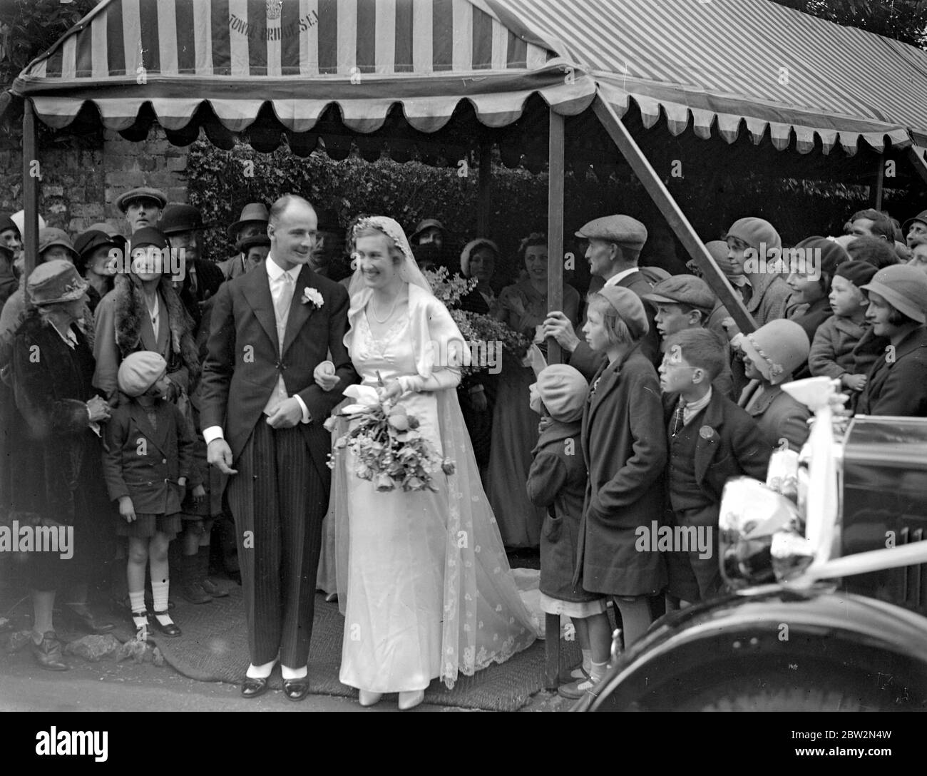 Daughters marriage hi-res stock photography and images - Alamy, image size:1300x1088