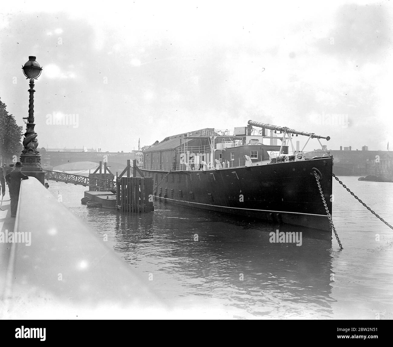 The new HMS President. Formerly Q Boat Saxifrage. June 1918 Stock Photo