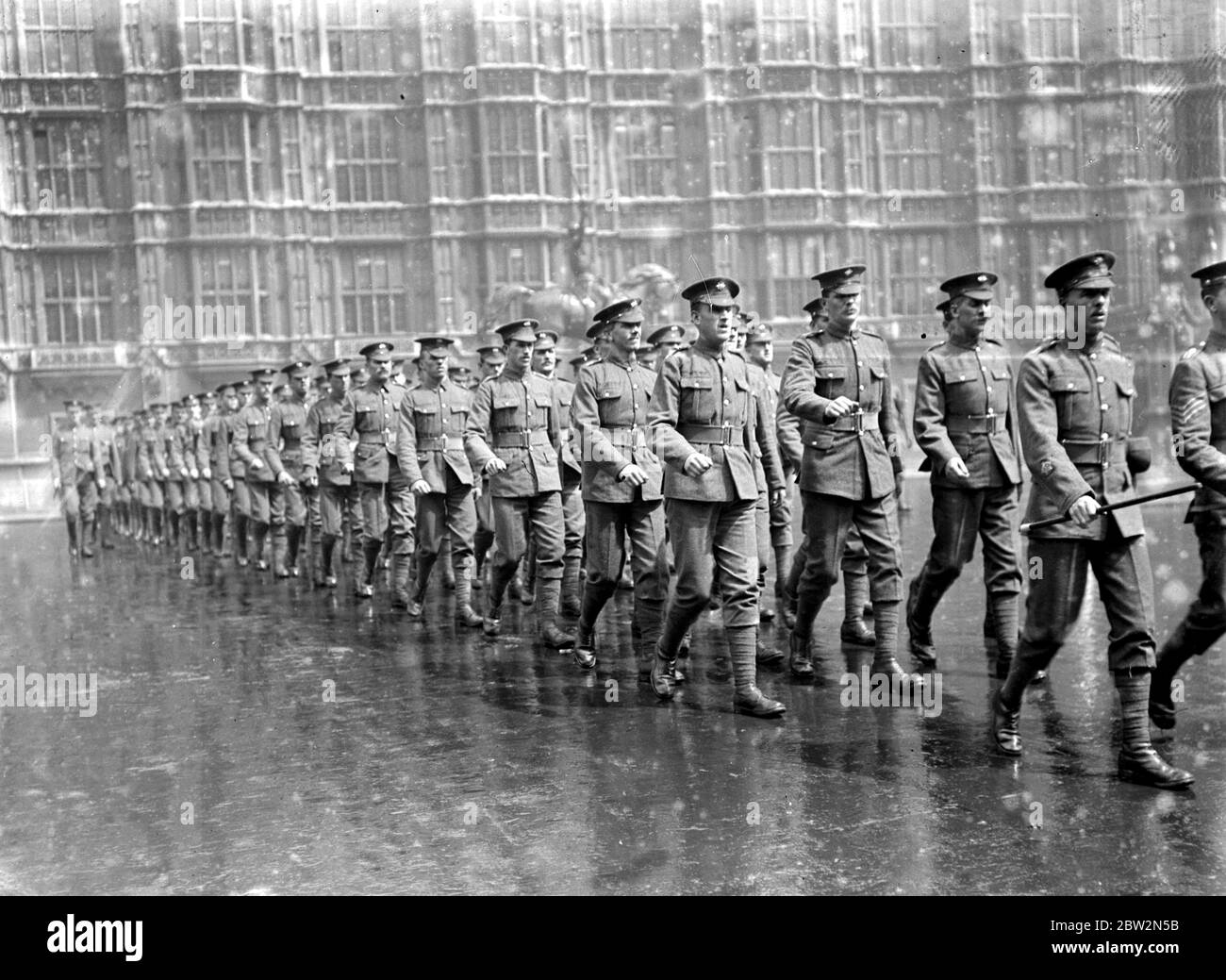 Kitchener memorial service at Westminster Abbey Irish Guards arriving. 1914-1918 Stock Photo