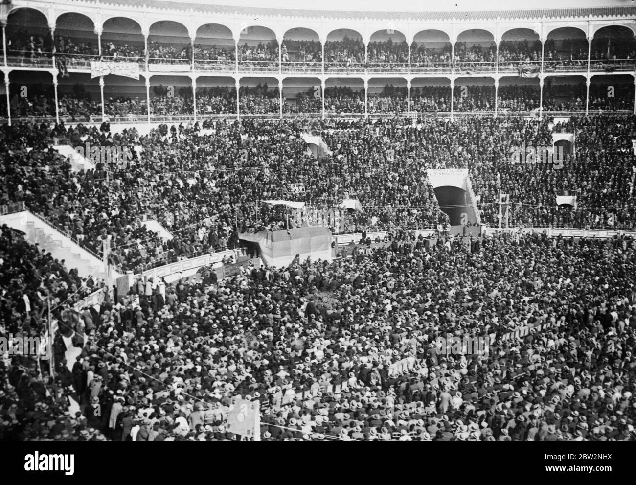 Spanish Republicans hold great mass meeting in Madrid . Fifty thousand radical republicans gathered in the great Bull Ring in Madrid to listen to the statement of the political policy of the party by their leader Don Alejandro Lerroux . The scene in the Bull ring during the mass meeting of the Spanish Radical Republicans . 24 February 1932 30s, 30's, 1930s, 1930's, thirties, nineteen thirties Stock Photo