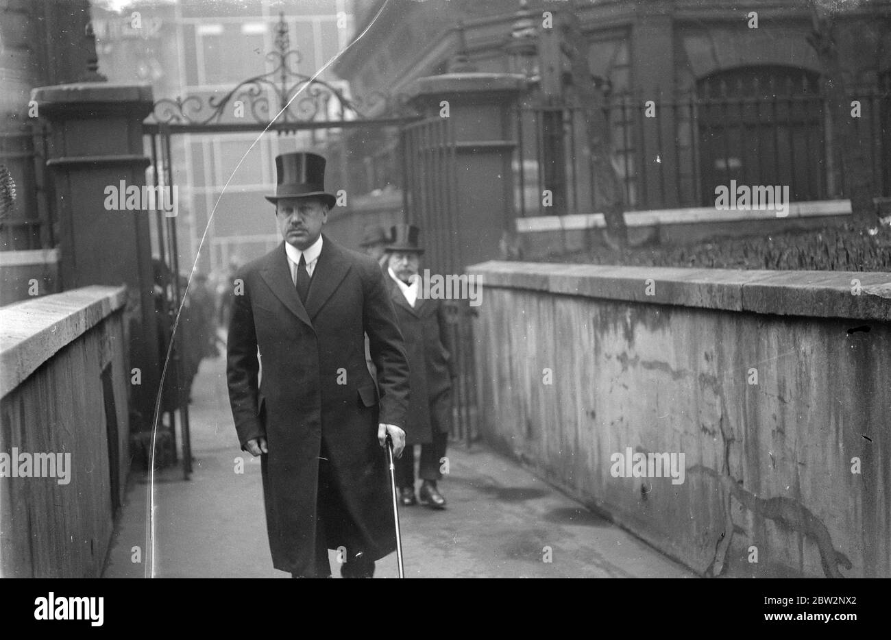Memorial service for Mr Edgar Wallace . The memorial service for Mr Edgar Wallace the great novelist and playwright who died in Hollywood , took place at ST Brides church , Fleet Street , London . Lord Roseberry arriving for the memorial service . 15 February 1932 Stock Photo