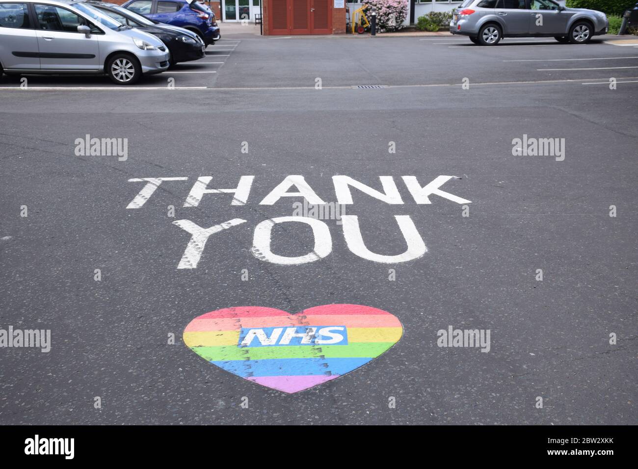 Thank you & NHS rainbow heart at entrance to Colman Hospital during Coronavirus lockdown, Norwich UK May 2020 Stock Photo