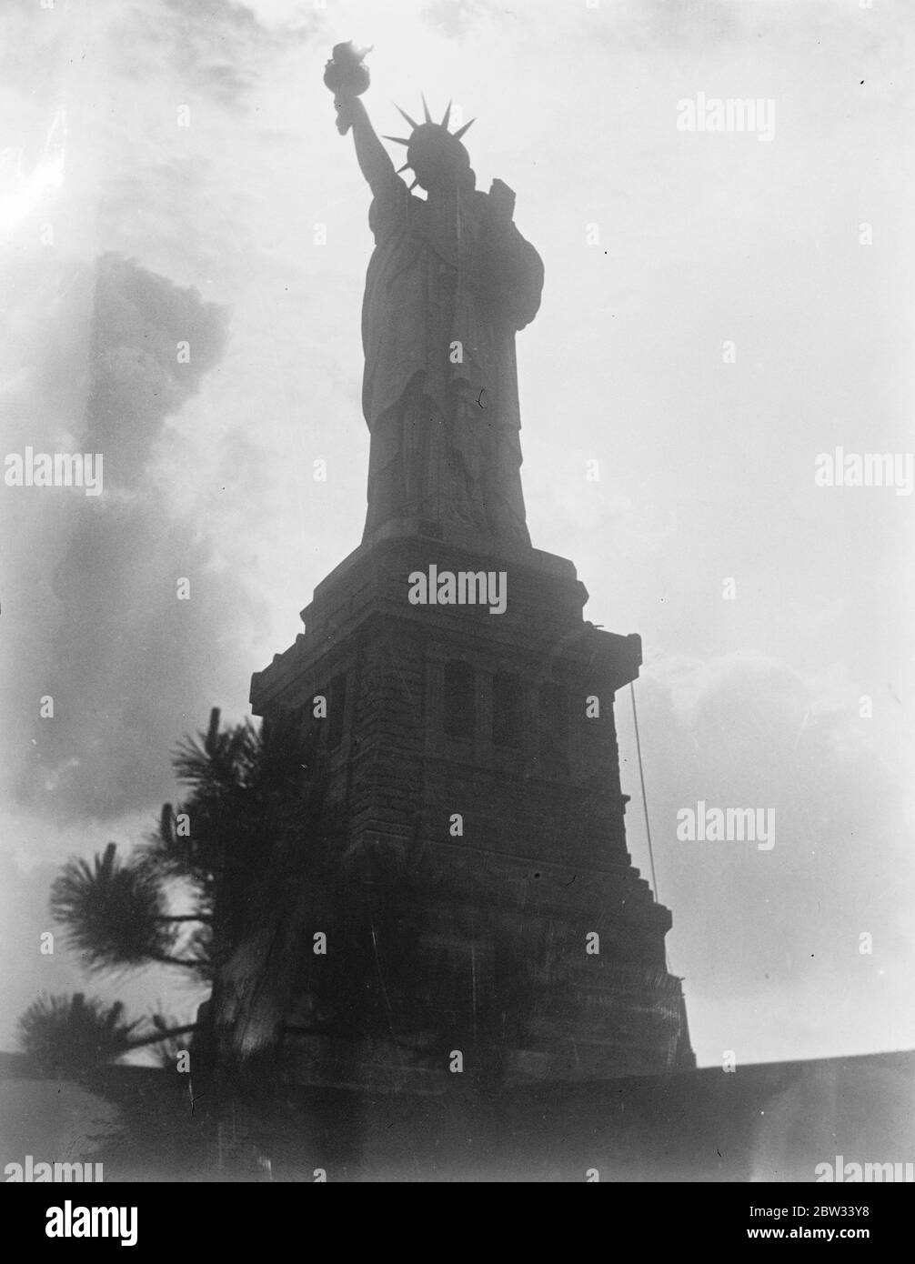 1930s new york city night hi-res stock photography and images - Alamy