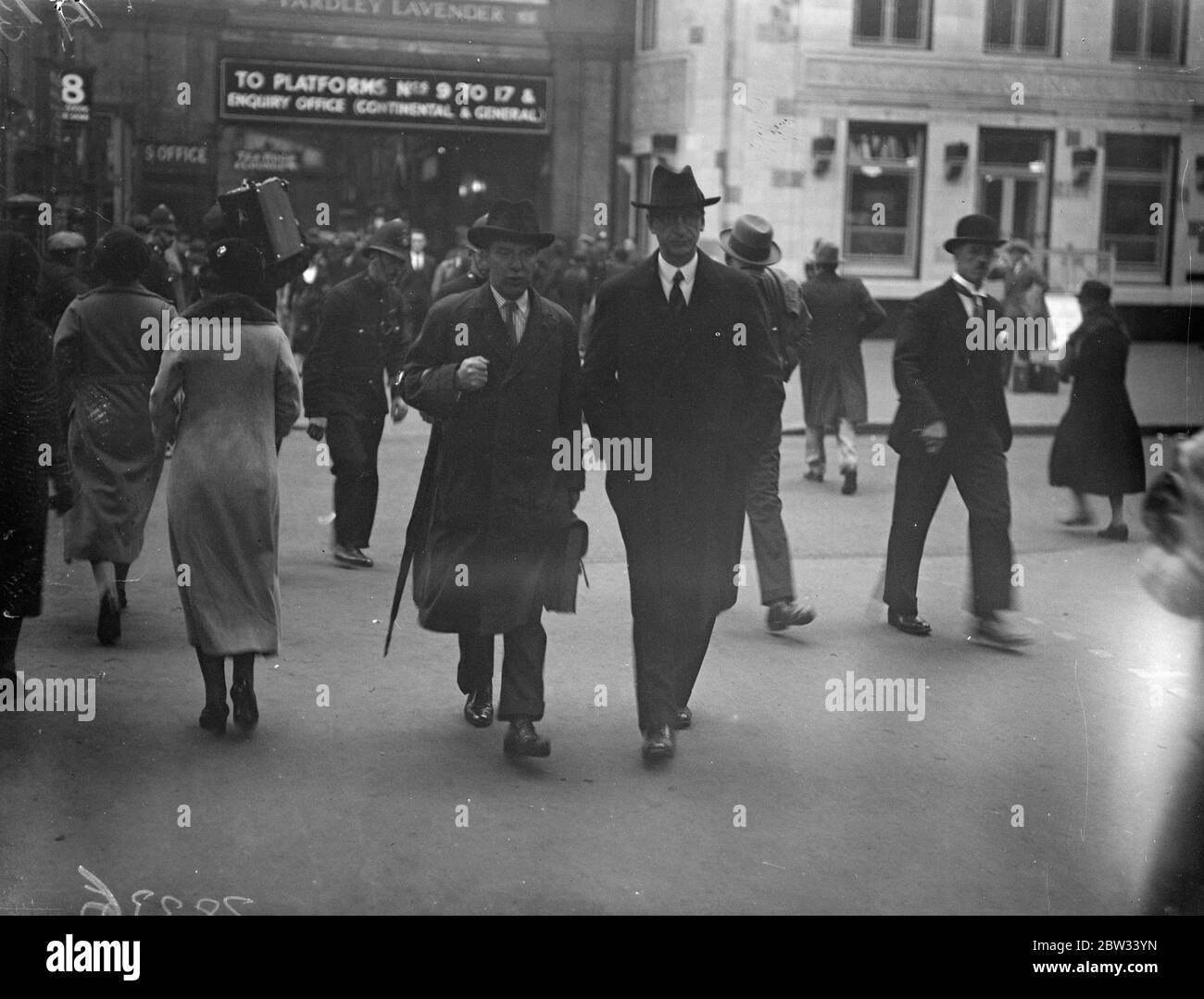 Mr eamon de valera hi-res stock photography and images - Alamy