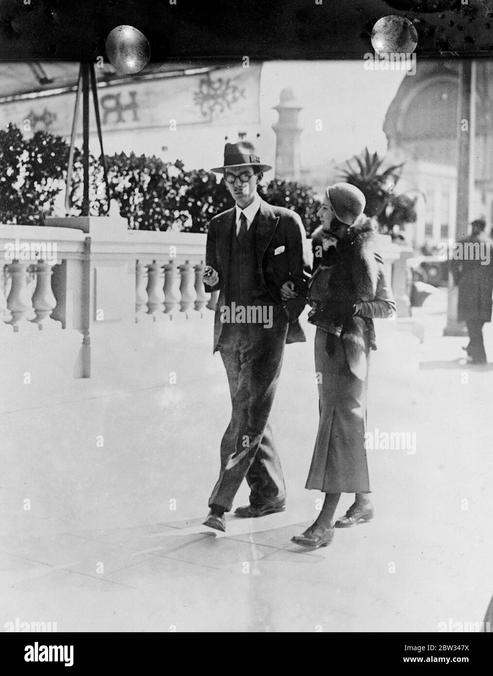 Mr and Mrs Bernadotte on honeymoon at Nice . Mr Bernadotte , who was formerly Prince Lennart of Sweden until he renounced his title on his marriage , with his bride out walking in Nice , where they are honeymooning . It is reported that they were reconciled to the King of Sweden , prince Lennart ' s grandfather , during their stay . 24 March 1932 Stock Photo