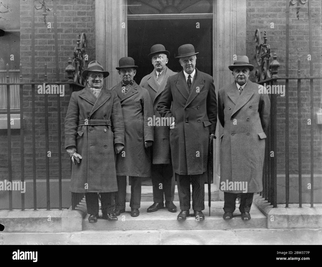Prime Minister receives a deputation from British Legion . 18 December 1933 Stock Photo