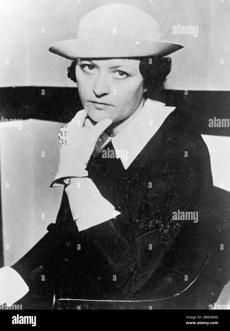 Film actress get 1,000 breach of promise damages against film director husband of Sally Eilers . Damages of 5,000 dollars ( £1000 ) for breach of promise have been awarded at Los Angeles against Mr Harry Joe Brown , the film director husband of Sally Eilers , the actress . The plaintiff , Miss Marjorie Whiteis , a film actress , who claimed 100,000 dollars ( £20,000 ) declared that Mr Brown propsed to her while he was shaving . In the course of her evidence , Miss Whiteis described yacht parties , kisses and avowals of affection , and added that Mr Brown told her the reason for his going about Stock Photo