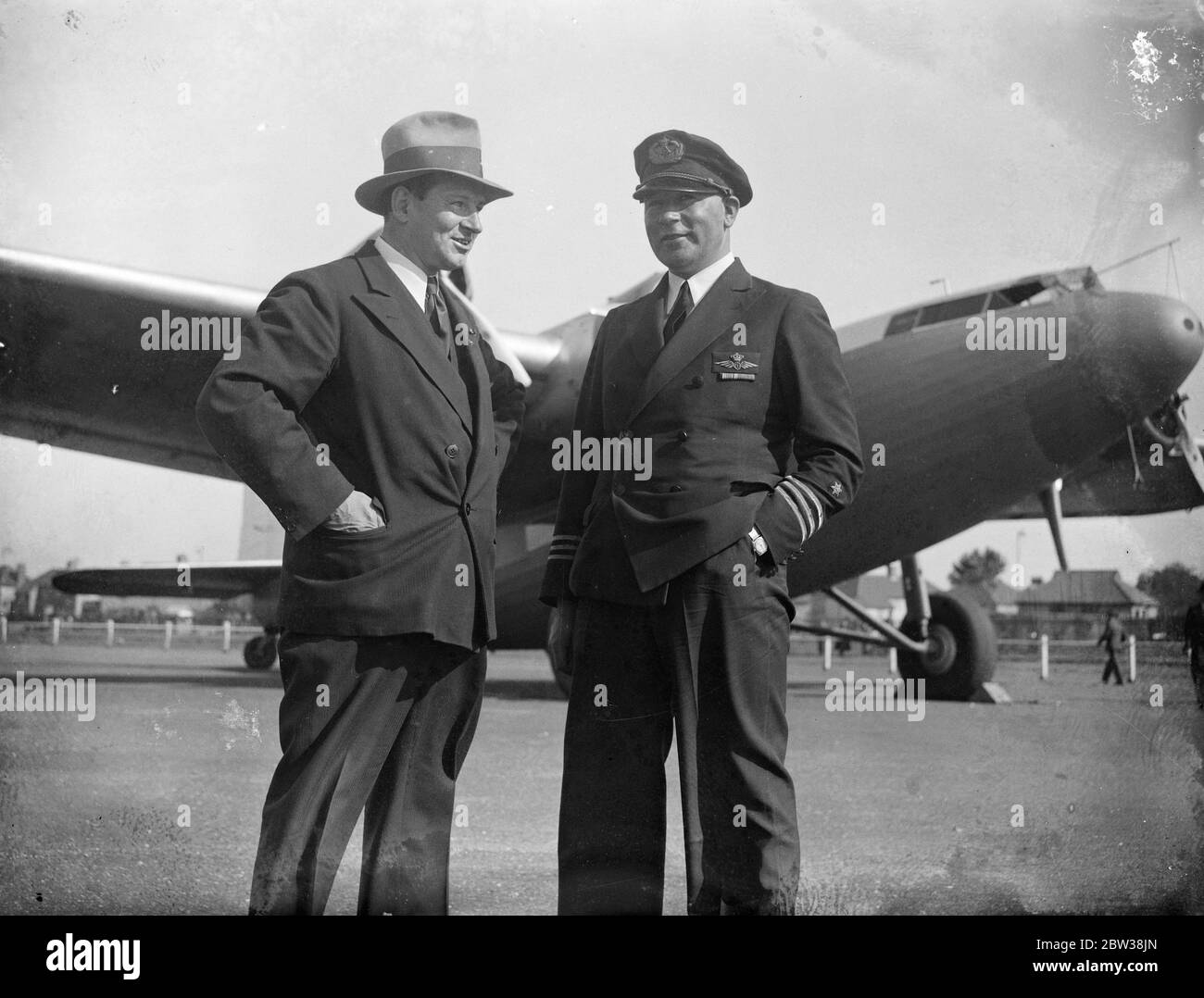 Mr Tony Fokker with Commander L Silbois . 26 September 1934 Stock Photo