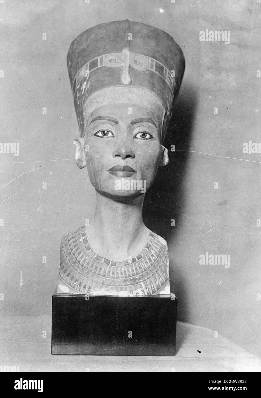 Hitler Says He Loves Nefertiti Bust Not To Be Returned To Egypt Declaring I Am In Love With Nefertiti Chancellor Adolf Hitler Of Germany Has For A