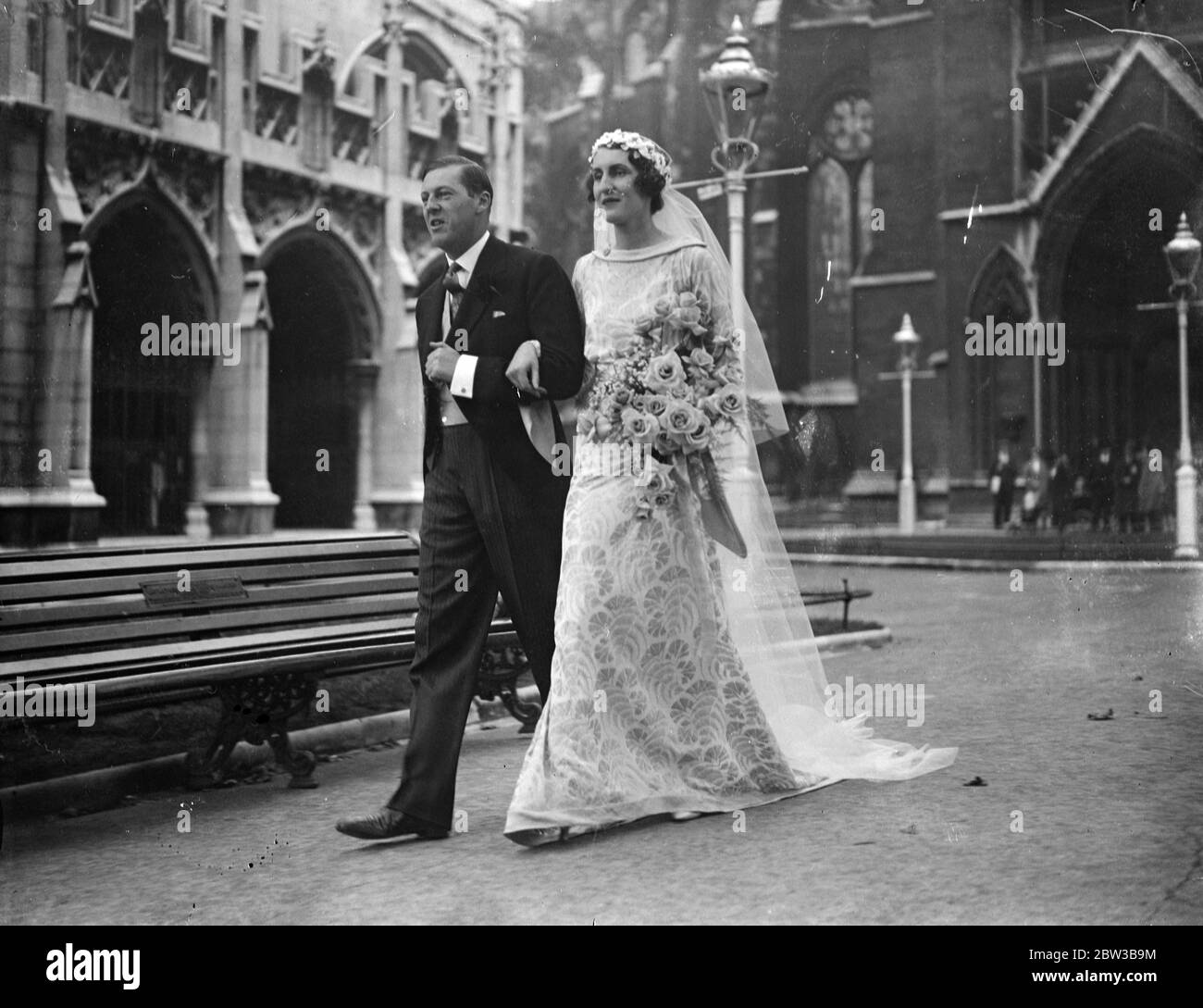 Married at St Margarets , R E C Quilter and Miss Parker . 9 October 1934 . Stock Photo