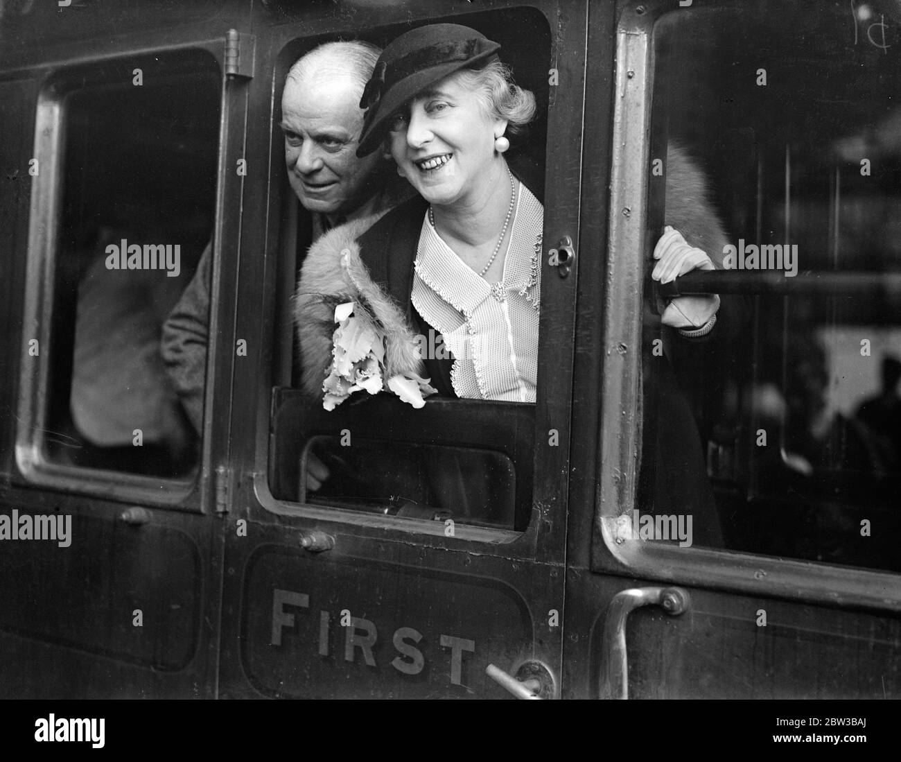 Mr Charles Cochran leaves Waterloo , London , for Africa . 10 October 1934 . Stock Photo