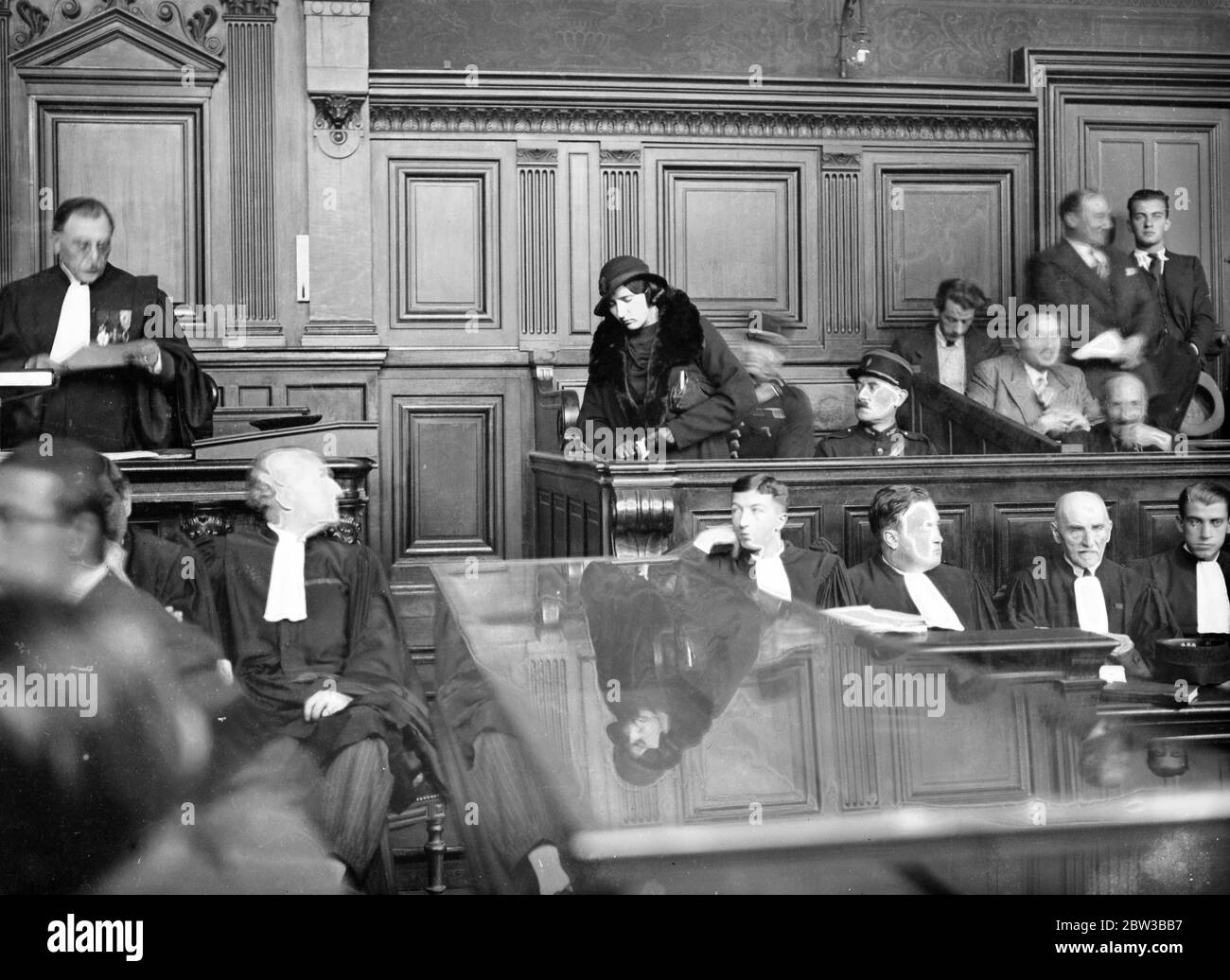 Violette Nozieres , the 19 year old French night club girl charged with the murder of her father . 11 October 1934 . Stock Photo